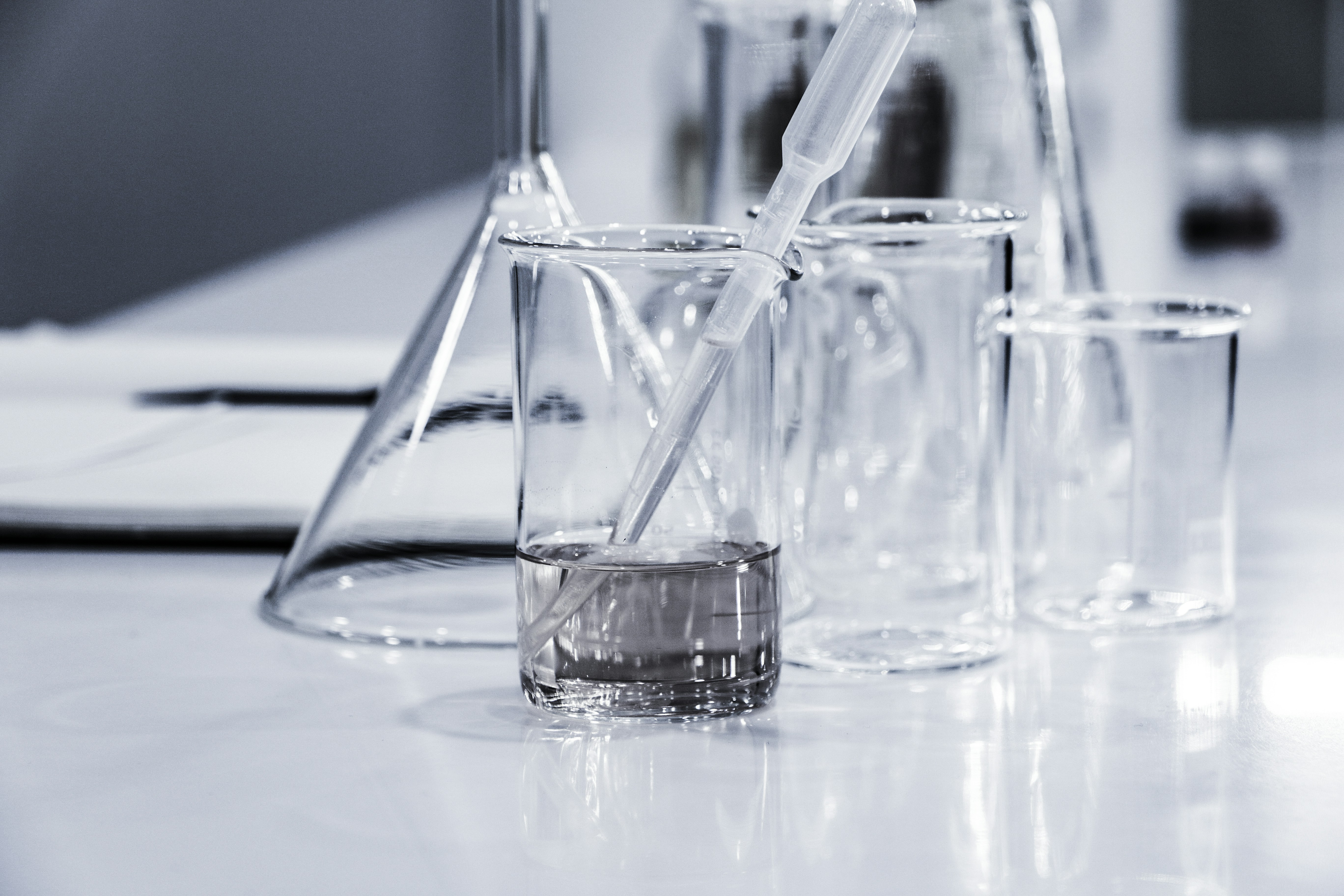 Polyethylene glycol 400: pelarut kimia multi-fungsional